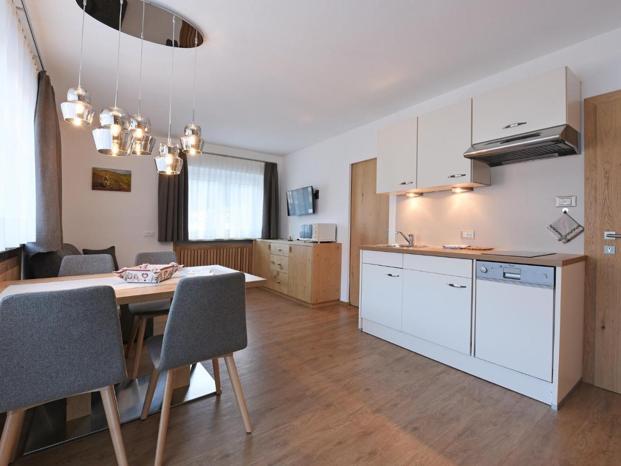 Residence Hotel Fever Ortisei Kültér fotó
